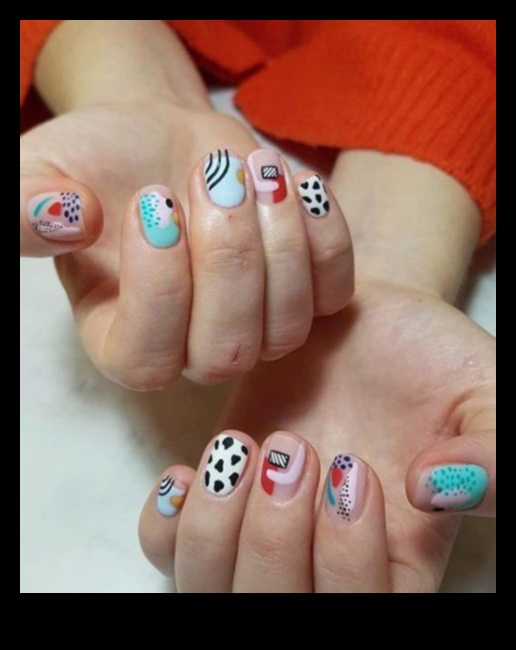 לחישות דיו: יצירות מופת מיניאטוריות בקצות האצבעות