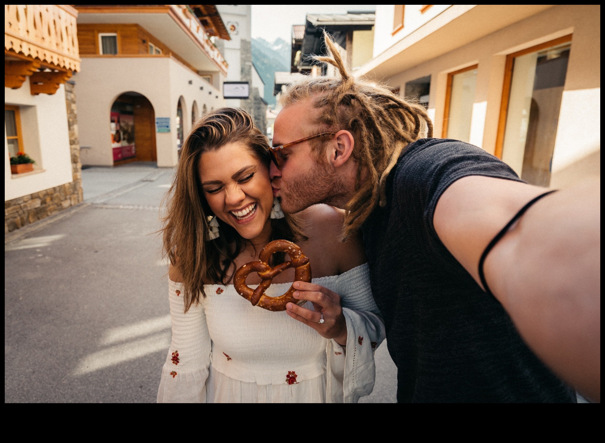 קשרי חמלה: טיפוח מערכות יחסים מודעים