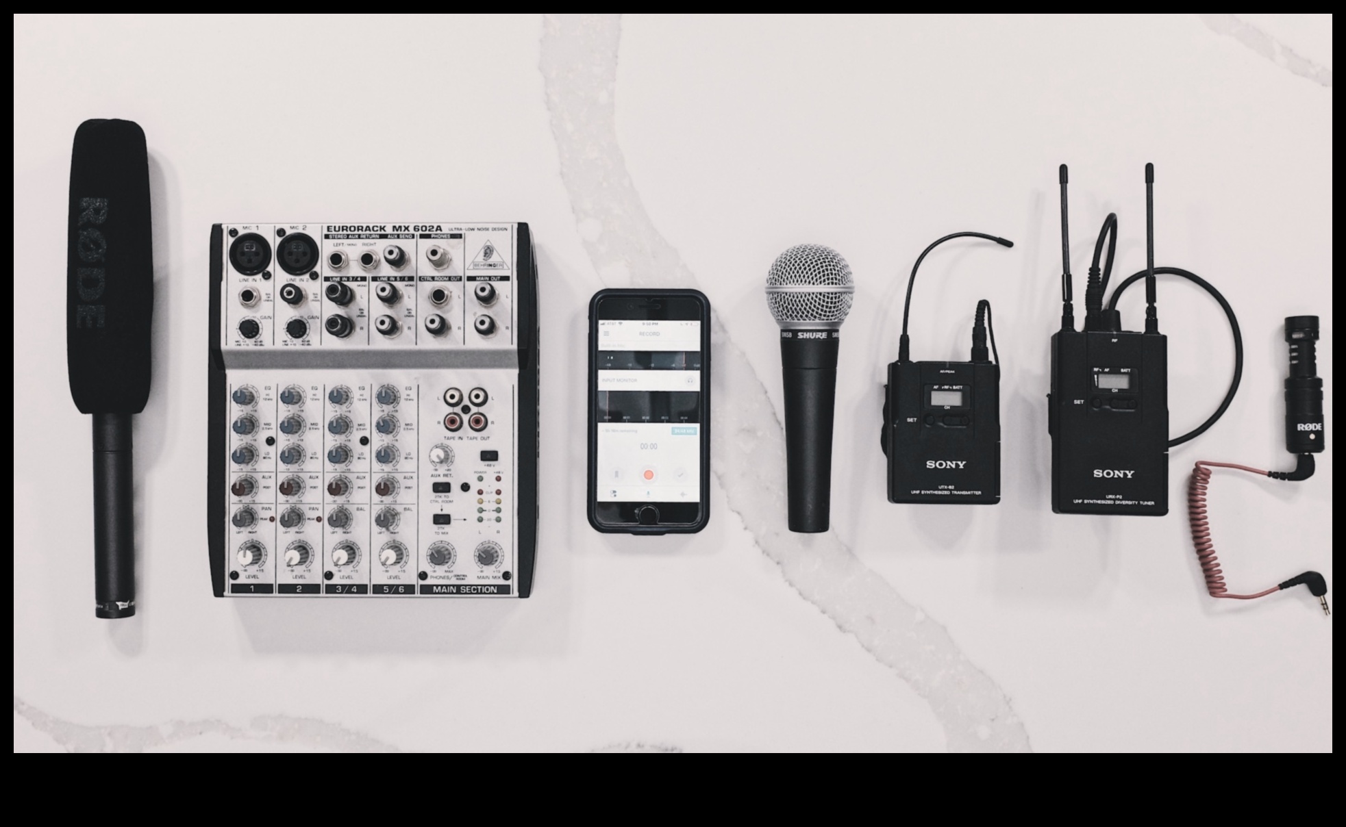 שליטה במיקרופון: אודיו אלקטרוניקה ברמה מקצועית להקלטה