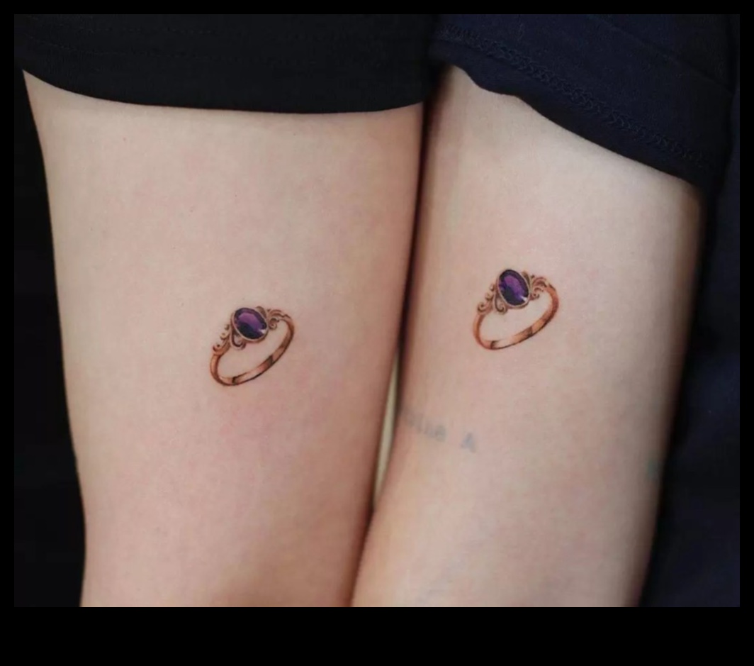 מעבר למחקרים העכשוויים הרגילים באמנות הגוף, הסתכלו על הטרנדים העדכניים ביותר באמנות גוף, מקעקועים מסורתיים ועד לטכניקות חדשות מתקדמות. 4 מעבר לרגיל: מחקרים עכשוויים באמנות גוף