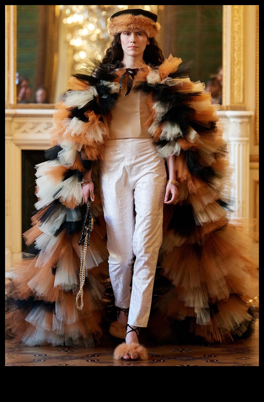 אורות העיר, אופנה הייטס: דאייה בשיק אורבני