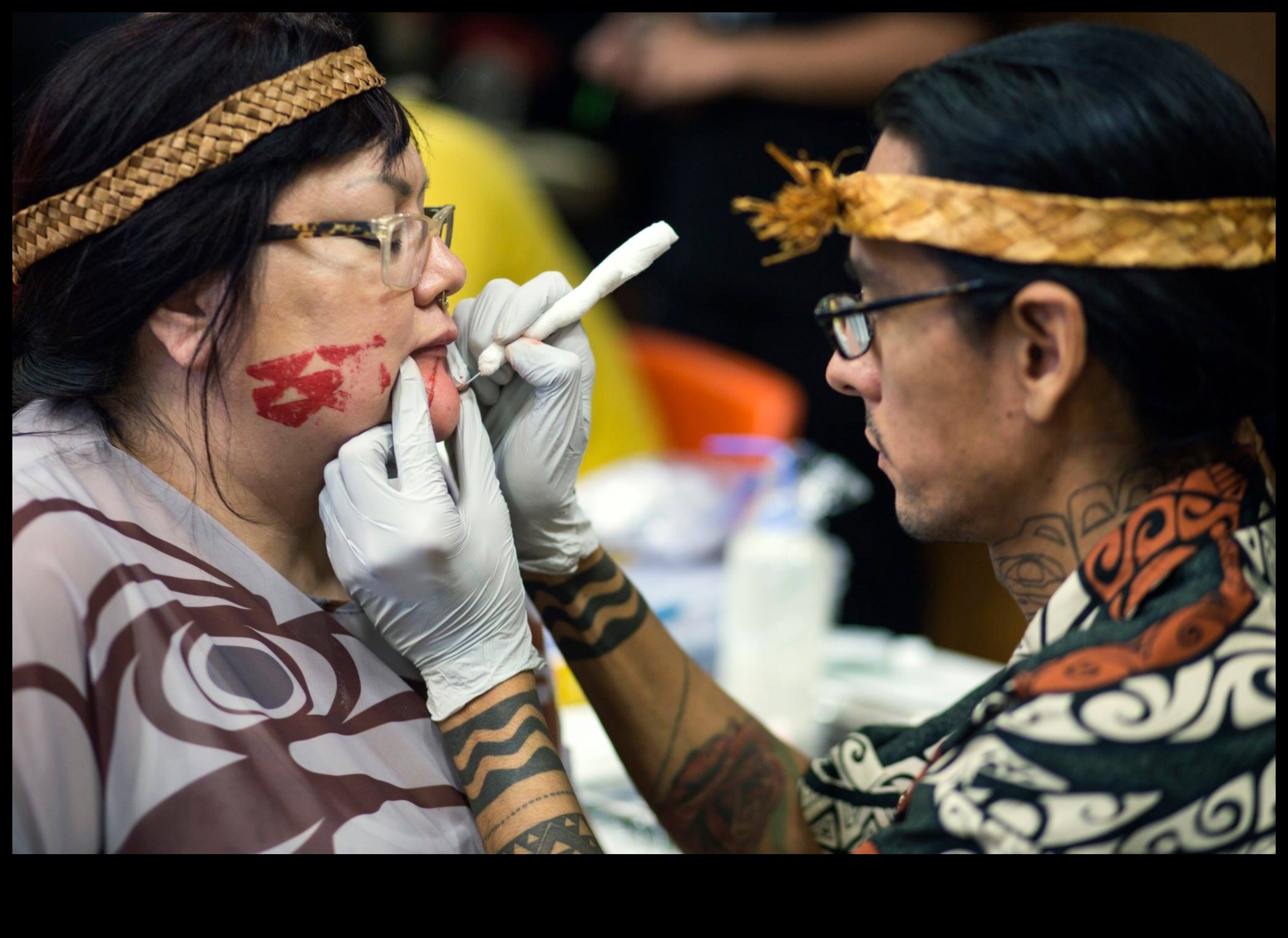 להחיות את המסורת: לחגוג את אמנות הקעקוע המסורתי
