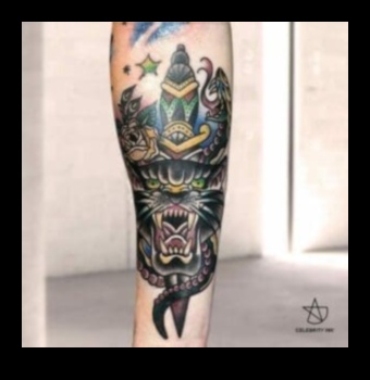 פסיפסי דיו דרך יצירתית להחיות את רעיונות עיצוב הקעקועים שלך 4 פסיפסי דיו: חיבור רעיונות מסקרנים לעיצוב קעקועים