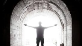 הנתיב המודע - הרפתקה אל השלווה 4 הדרך המודעת: מציאת שלווה בכל שלב