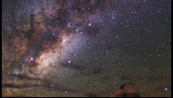 זוהר ספקטרלי: הזוהר המסנוור של הכוכבים בשביל החלב