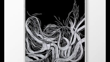 טביעות דיו: עילוי סגנון עם אמנות גב של אמירה אפית